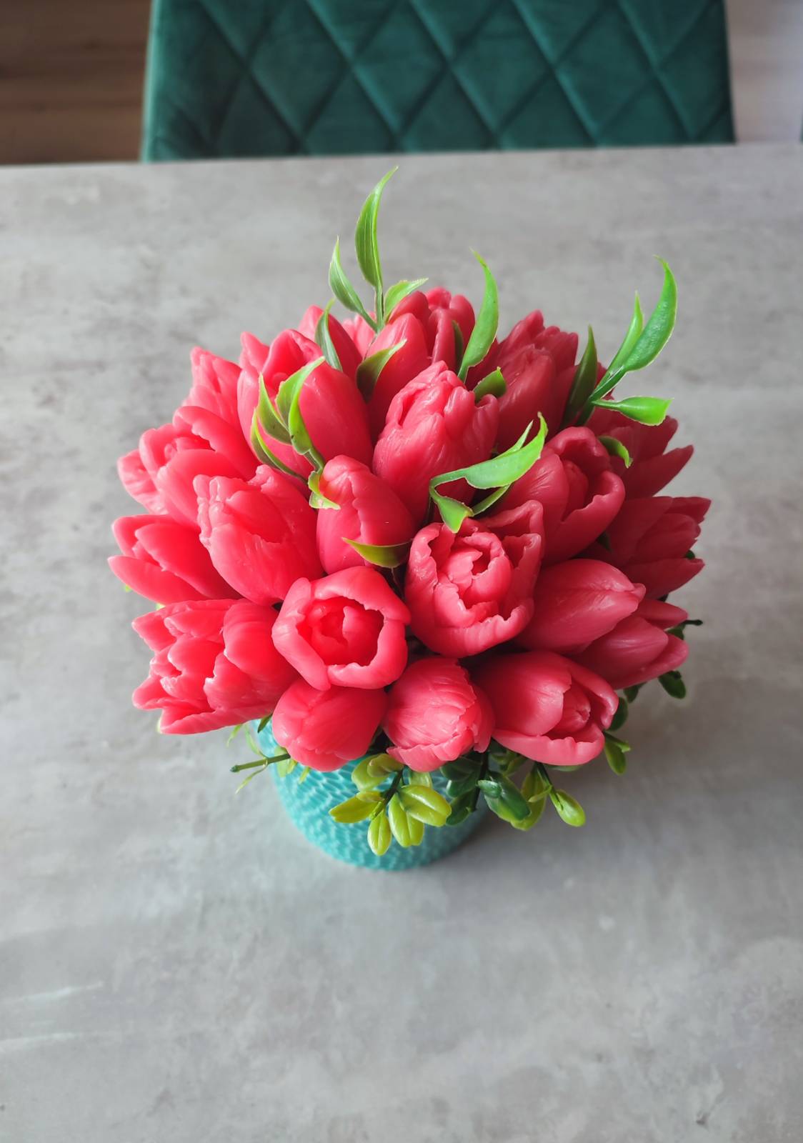 Gėlių kompozicija iš kietojo muilo