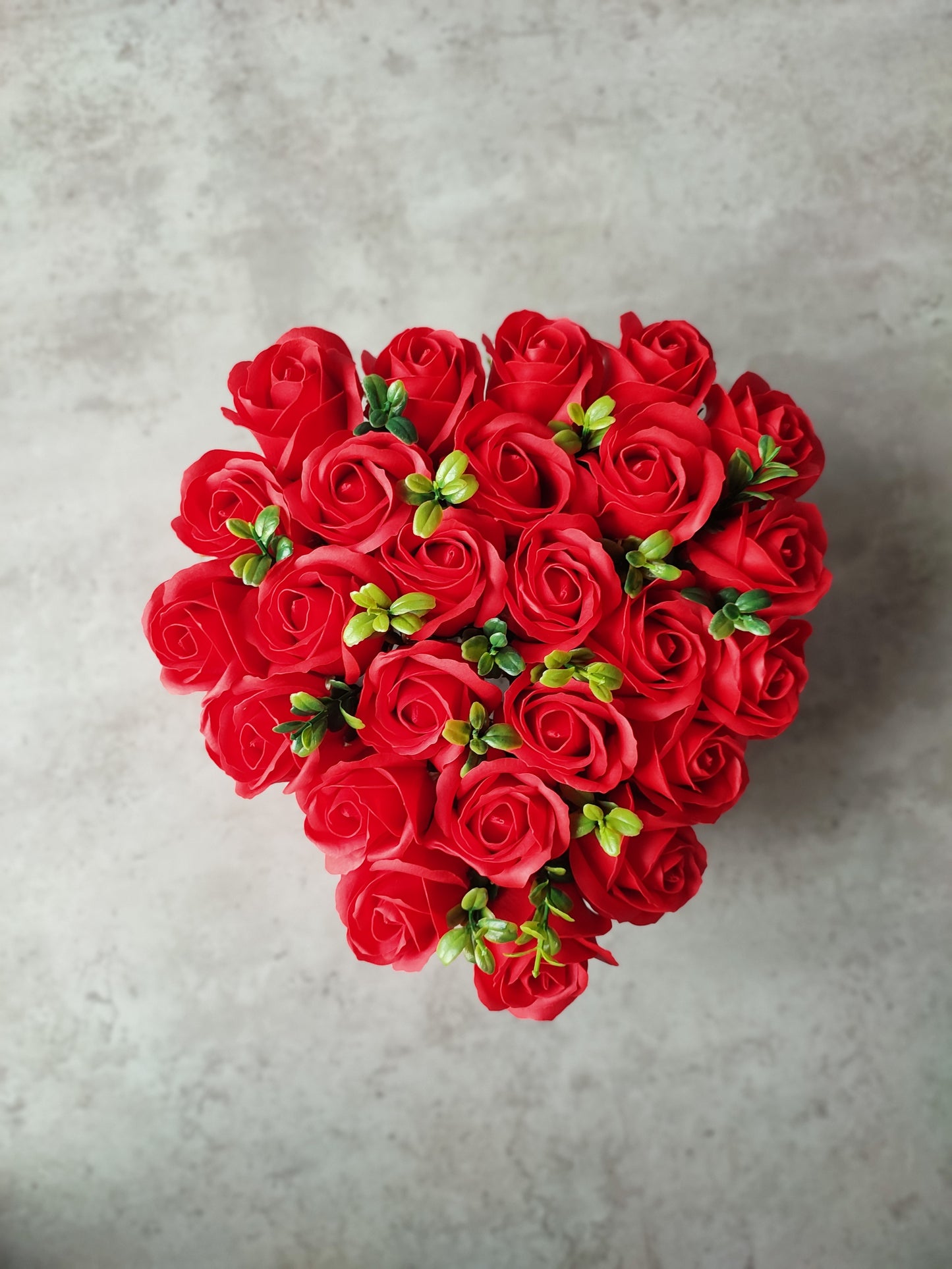 Plonojo muilo gėlių puokštė "Širdelė"