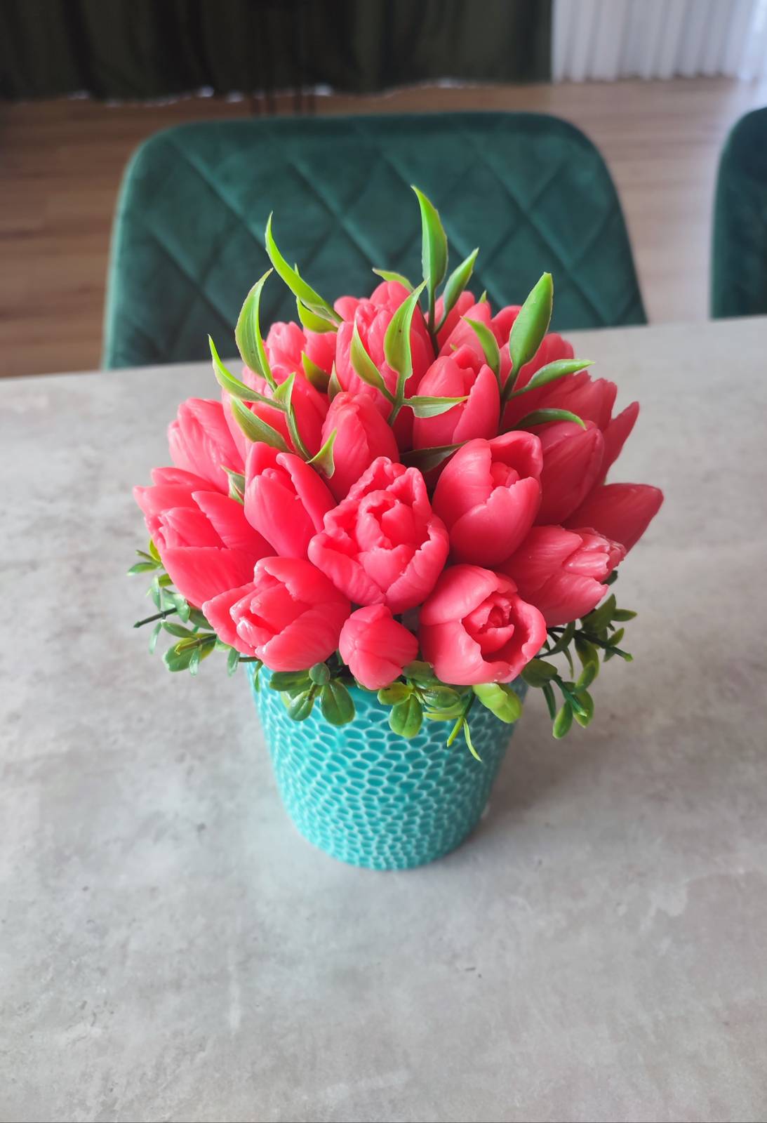 Gėlių kompozicija iš kietojo muilo