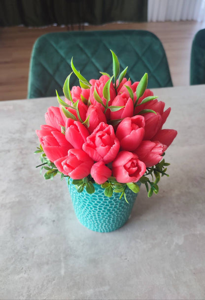 Gėlių kompozicija iš kietojo muilo